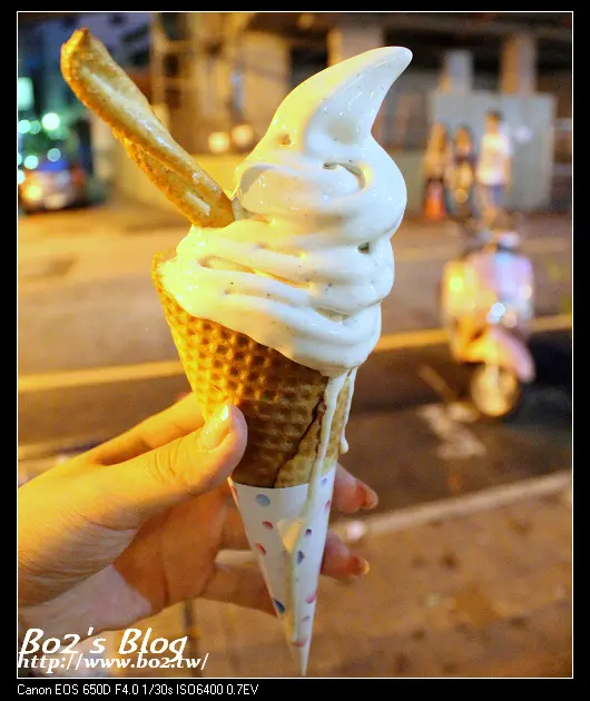 
台南‧中西區-綣綣屋霜淇淋專賣(類蜷尾家的霜淇淋店)
