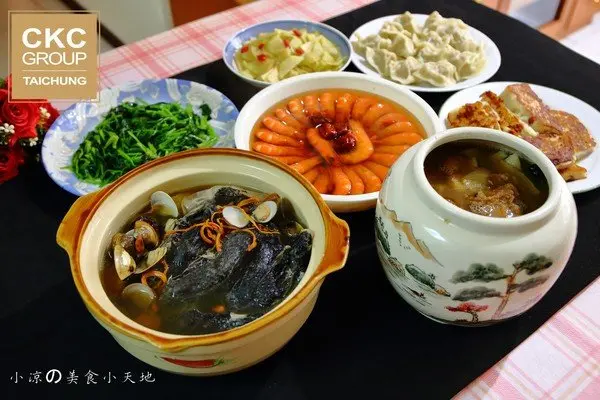 『台中。南屯區』潮港城餐飲集團年菜免運組║2017宅配年菜推薦！用料澎湃價錢親民，免上市場除夕的團圓飯30分鐘輕鬆上桌，圍爐過好年！