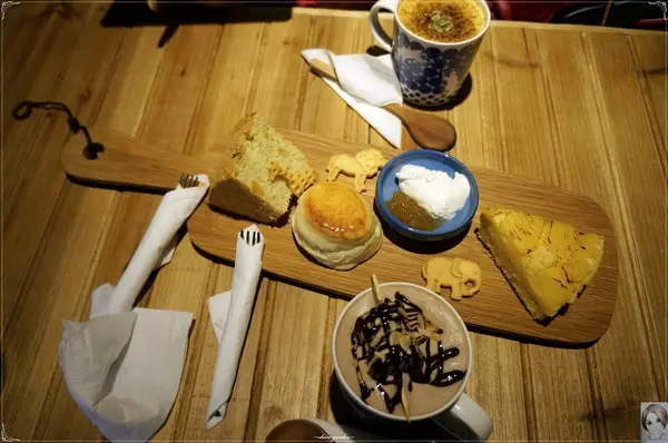 台北 天母 好丘~文藝咖必訪文藝新基地