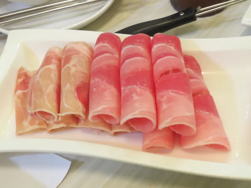 暖心又暖胃的＂石二鍋(家樂福桂林店)＂食記