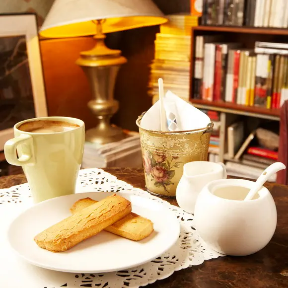 書香伴咖啡香　舒適怡情的文藝氣息