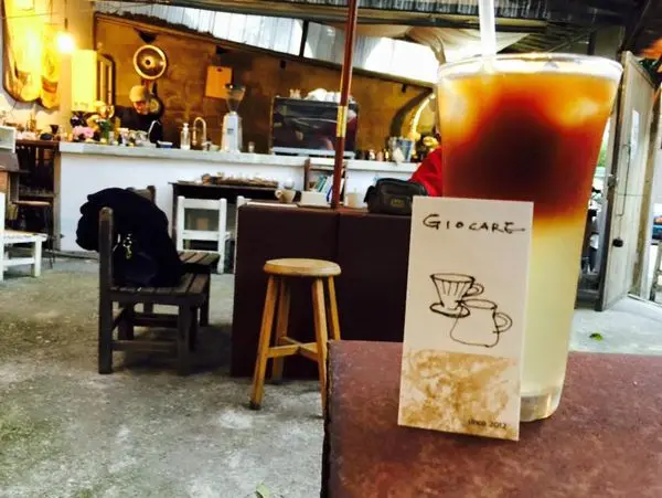 【花蓮。咖啡】GIOCARE 義式手沖咖啡// 有貓咪坐檯  純樸自在的戶外咖啡館 