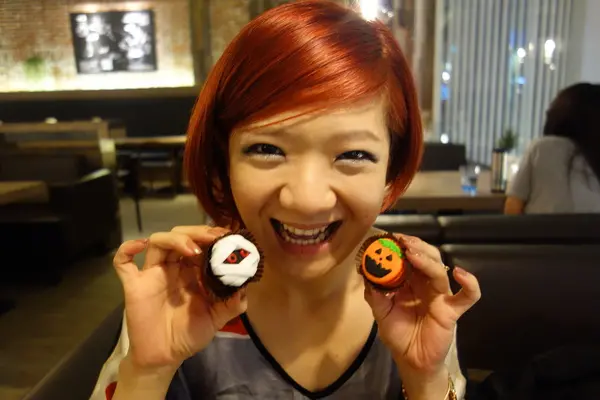 1031017[禮官三小愛台灣]天鵝脖子街可愛Q死人不償命Trick or Treat萬聖節馬卡龍不給糖就搗蛋群魔亂舞大玩創意甜點