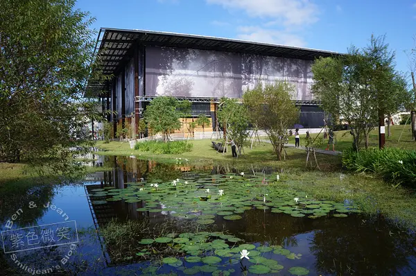 ▋宜蘭景點▋羅東鎮.羅東文化工場~貌似宇宙戰艦多功能公共建築(第49屆金馬獎場地)