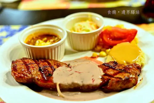 [食癮-西式]邊界驛站-熱情的美式風讓你大口吃牛排