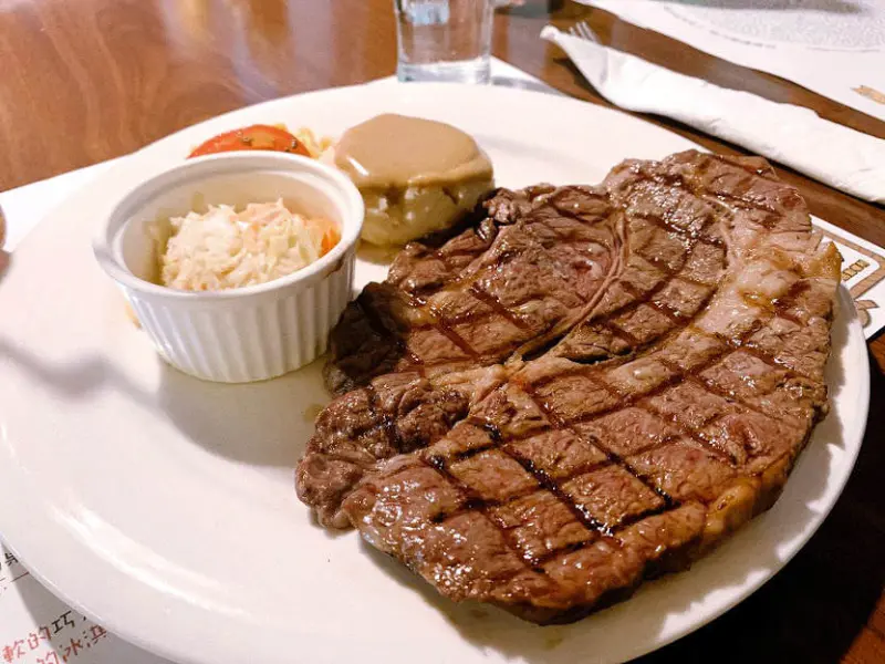 【食記】新北市-三芝區║邊界驛站➽來吃德州牛排