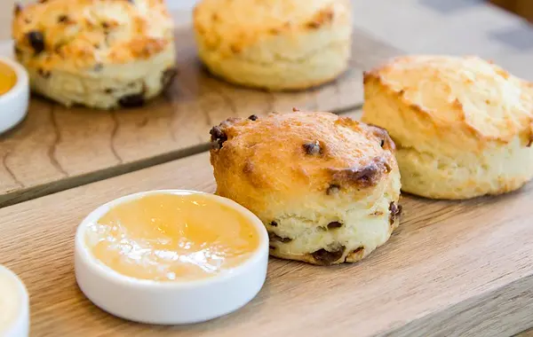 不吃不可的濃濃奶香scone! - smith&hsu統一阪急台北店 