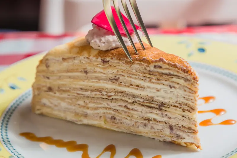 高雄美食 - Chez Alexandre亞力的家法式薄餅小館 x C/P值超高法式千層蛋糕