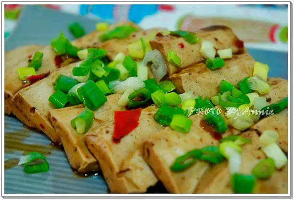 [宅配美食  骨里香鹽焗滷味]   讓人允指留香的好滋味