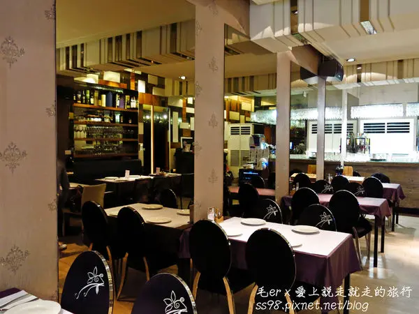 台北食記【捷運南京三民】高貴不貴情侶約會餐廳 － MW時尚義法料理&酒品