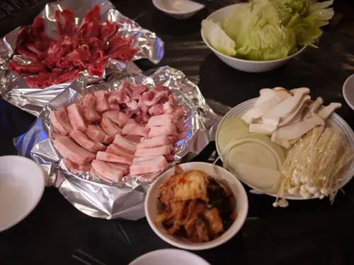 
【朴大哥的韓式炸雞】隱藏版的銅板烤肉
