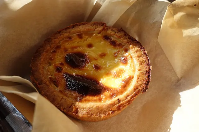 (胖樺食記)新竹尖石鄉「北角24法式冰淇淋專賣」/甜點讓人驚艷/越過尖石吊橋才會到的林中秘境/內灣車站