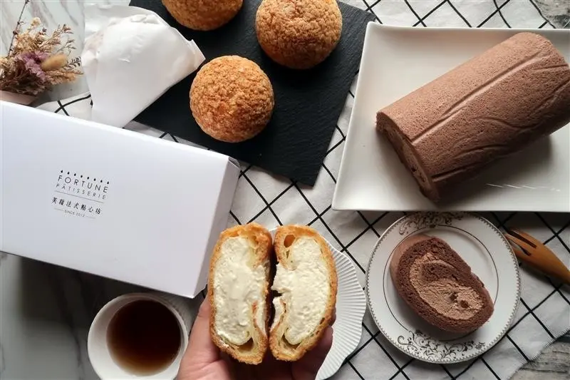 嘉義甜點 芙甜法式點心坊 巧克力栗子捲  細鳳果茶 香草卡士達泡芙 宅配甜點開箱吃甜甜~