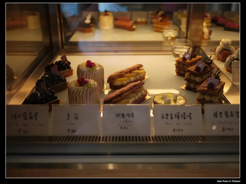 [Petit Four 法式甜點廚房] 這繽紛的華麗是藝術還是甜點呢?