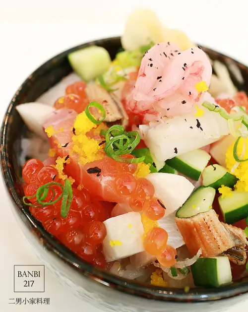 [二男小家料理]平價且新鮮好吃的壽司丼飯,軍艦,握壽司,炙燒,生魚片:內有二男菜單價目表(中和環球周邊美食,日本料理)