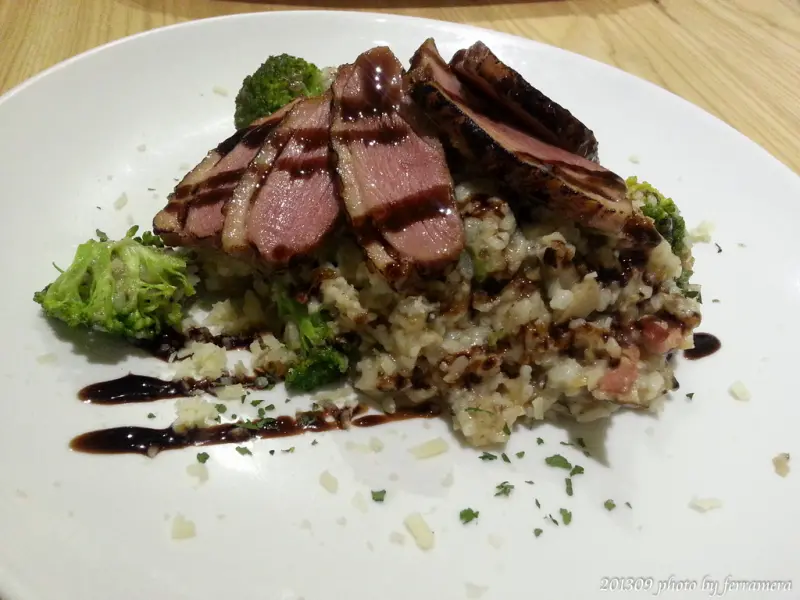 迪化街‧福來許咖啡Fleisch.livsstil(老地方，新氣象)