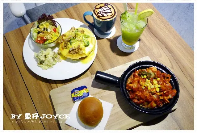 【台中】粗Brunch&Cafe早午餐.咖啡。美式餐點讓我粗好飽((+wifi))歇業