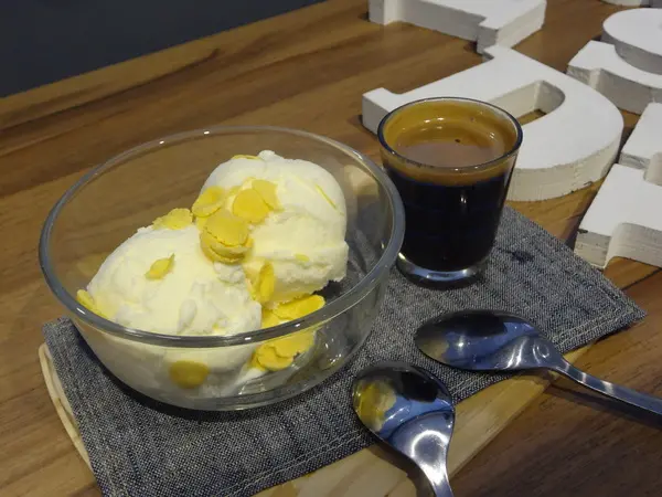 1021022[禮官三小愛台灣口碑券第九彈]食物細緻用心好吃的粗Brunch & Cafe黑灰色系粗早午餐粗咖啡粗飲料不管粗什麼都好好粗好吃