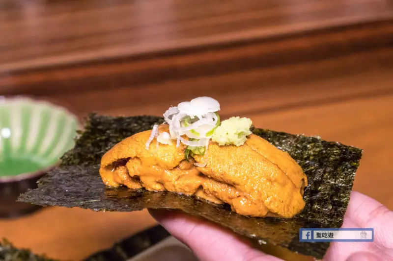川賀居酒屋｜又肥又厚的海膽，用大片海膽塞滿你的嘴！還有鮮甜奶油螃蟹雜炊！