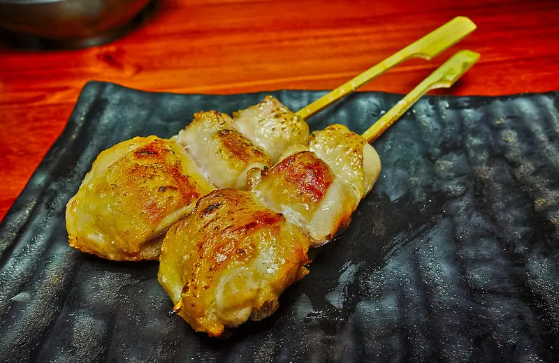 好吃的老店搬到更大的新家了 國父紀念館居酒屋 友だち居酒屋