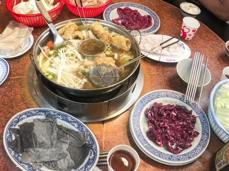 [慧♡響食]台南阿裕牛肉涮涮鍋.頂級溫體牛肉.現燙牛肉的鮮甜湯頭