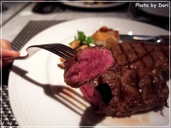 〈自助餐〉味集廚房之瘋狂牛排日@台北天母