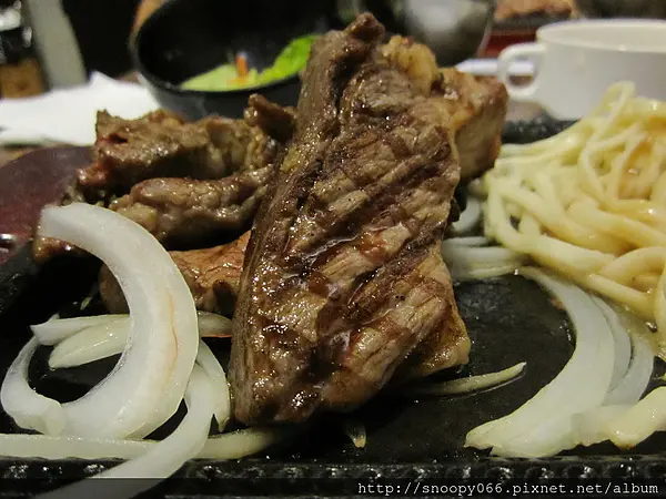 （大安區/通化夜市）水泥房子牛排館之美福濕式熟成牛排