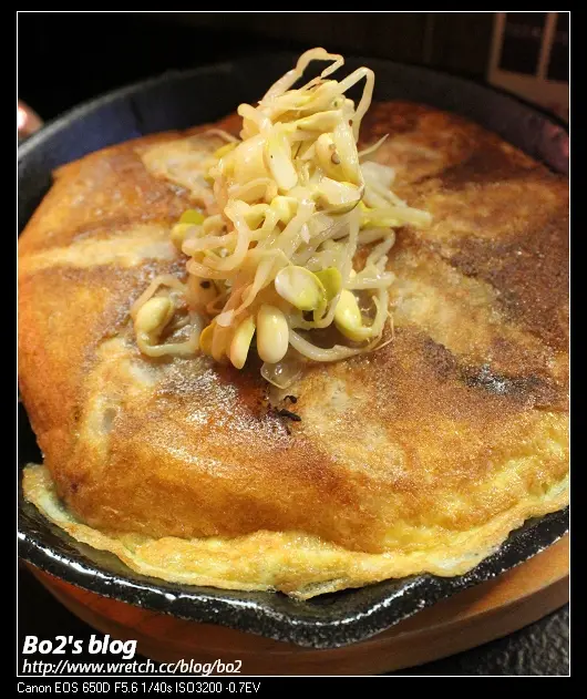 
台南.中西區-正義餃子(加蛋的立食餃子店)
