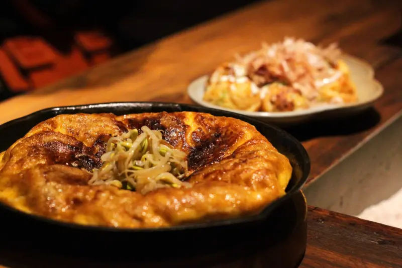 [台南美食] 正義餃子 x 蛸屋本舖。一次吃到道地日式煎餃與日式章魚燒，三十八番大眾酒場姊妹店 // 中西區