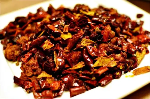 【食】采豐餐廳@捷運北投會館(川湘料理)。一吃就會上癮的辣！划算至極的餐點！