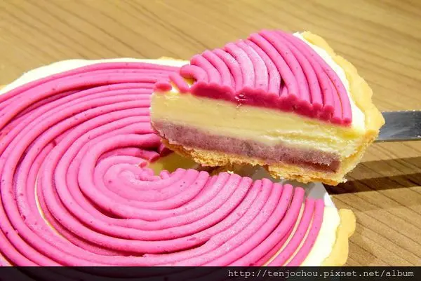 花花，甲飽沒【台北食記】大同區 君城本家 終於吃到人氣團購起司蛋糕