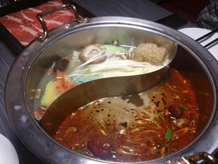 【食記】台北東區 驕傲寵妃 醉麻辣 精緻麻辣駌鴦鍋 吃到飽