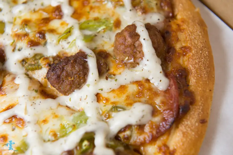 <窩客島邀約>拿坡里  紅酒醬肉丸披薩 新上市 Q彈好滋味