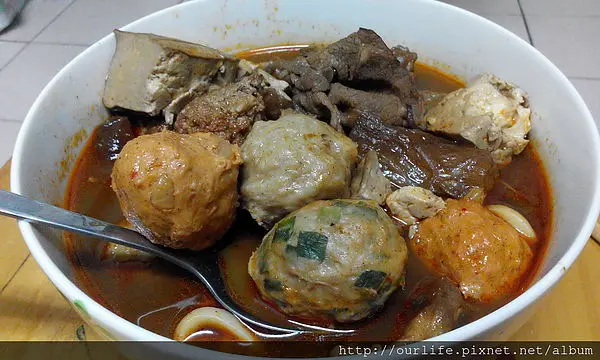 宅配美食．量多味美又滿足的麻辣鴨血拉麵@落香麻辣極品涮涮鍋