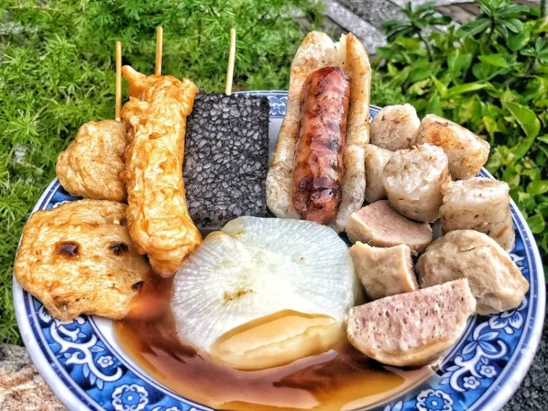 [台南 ‧ 南區] 體育場阿輝古早味黑輪 在地人最愛的銅板美食