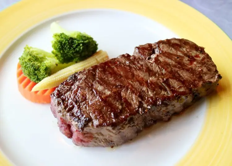 【艾蜜莉廚房】20oz厚切牛排雙人套餐｜價格平易近人的精緻歐式排餐-北投美食餐廳推薦 - 邦妮2兔