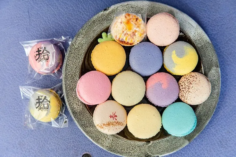 【台南美食】拾參馬卡龍.老宅甜點.手作頹廢風咖啡店.自助茶葉蛋