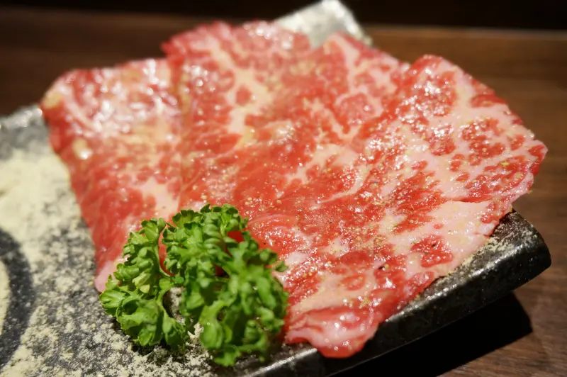 [美食]熱情燒肉東區新分店   甕也炭火燒肉-延吉店