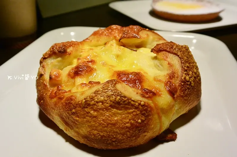 台北中正區 捷運忠孝新生站 愛天空ANTIQUE 麵包烘培坊 二訪 (邀約)