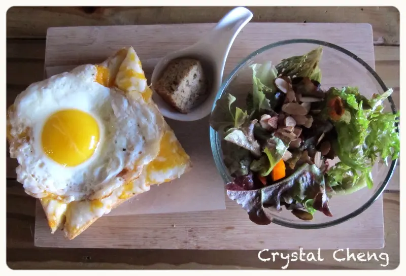 【台中好食推薦】菈唯思 La Vie Douce 處處是玫瑰花瓣的法式夢幻早午餐啦！