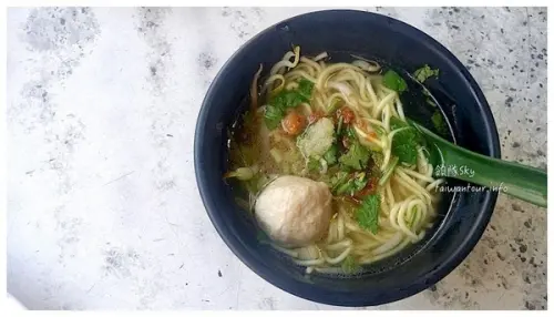 遼寧夜市40年老店【郭家擔仔麵】        
      