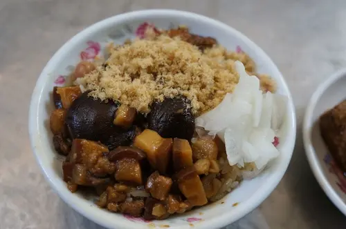 台南美食推薦-國宴指定＂榮盛米糕＂