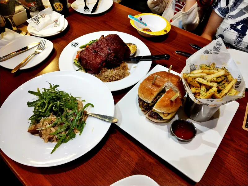 [台中] GB鮮釀餐廳台中 台中漢堡推薦 加入VIP 吃每年生日優惠就夠本