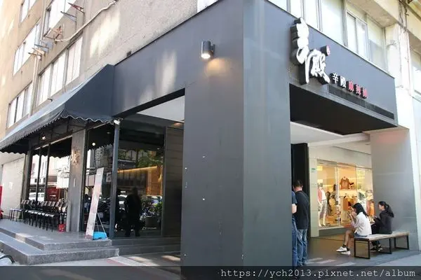 辛殿麻辣鍋(松江南京店)／頂級食材吃到飽／台北麻辣鍋推薦