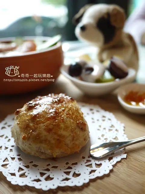 台南 早午餐in 奧薇小鎮 全日供應法式鹹薄餅