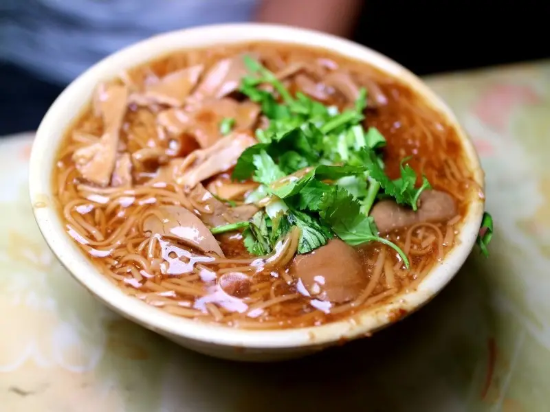 【三重.小吃】蔡家麵線，週休4天吃得到都是有緣人