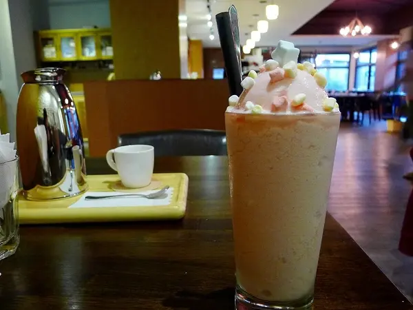 食。新竹。橋下咖啡 Restaurant & Bar I 新竹 酒吧 下午茶 有氣氛 空間大 適合包場 菜單Menu價位