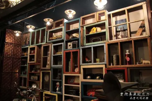 『食記』高雄鹽埕。黑狗食堂之美味新加坡美食