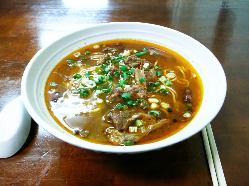 
一定要造訪一次的宜賓燃麵 - 台北萬華區
