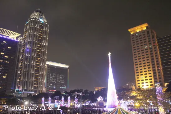 2013新北市歡樂耶誕城【新北市市民廣場】